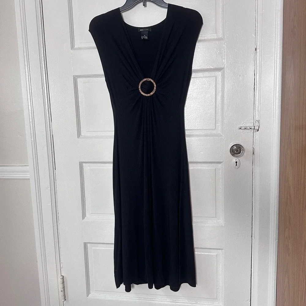 3/$20💥BCBGMaxAzria Black Midi Dress Cinched Waist Bamboo‎ Ring Accent M Stretch